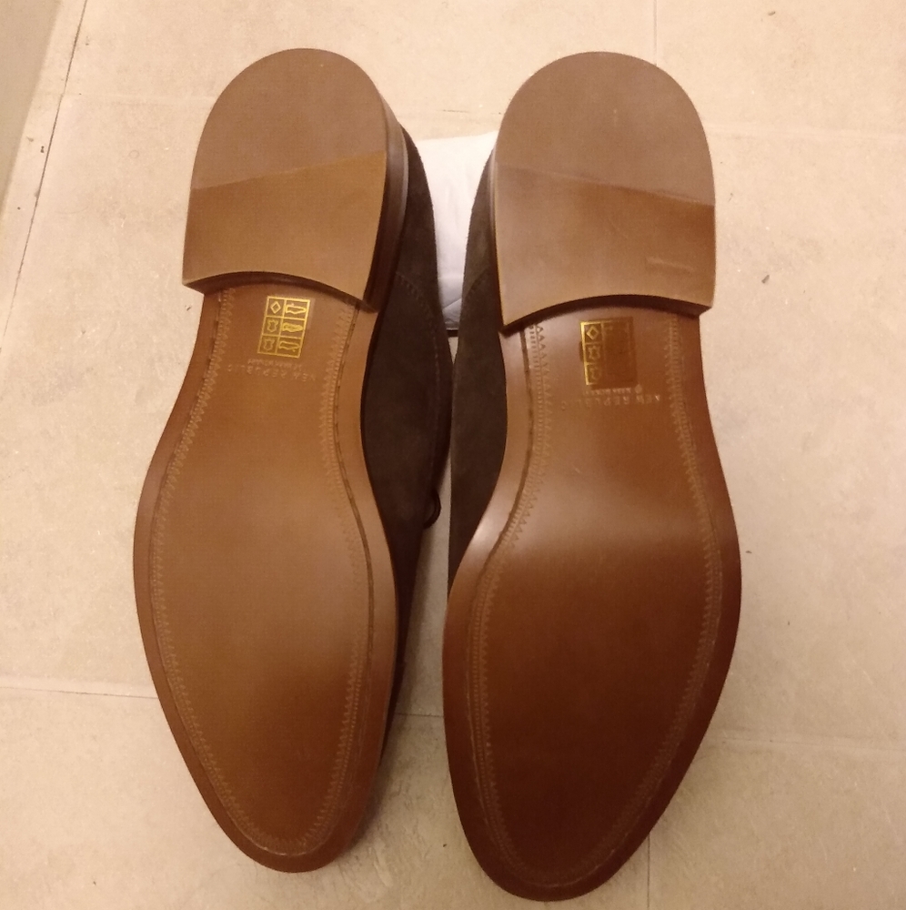 Shoes - Picture 5 of 7